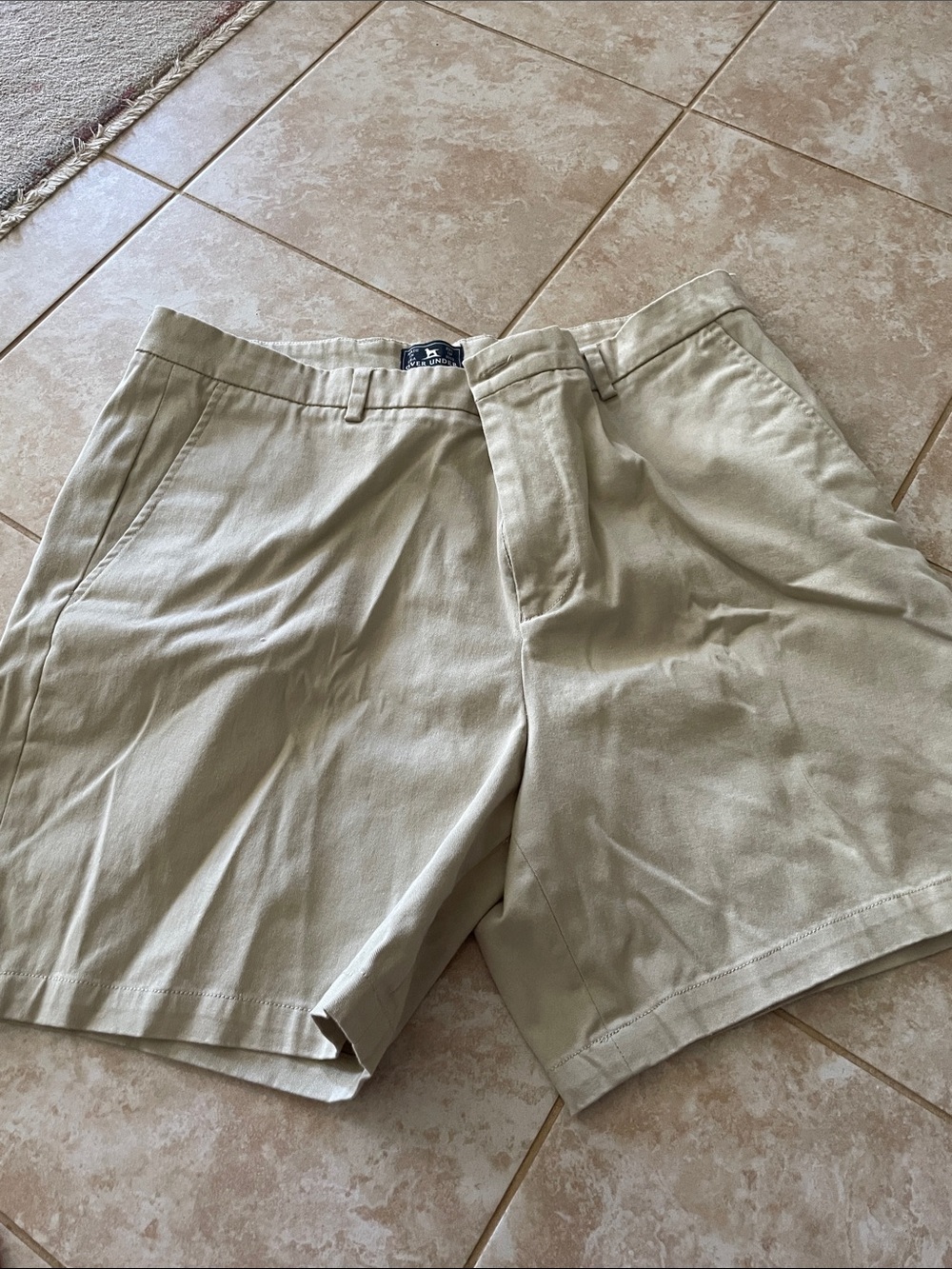 Men's Flat Front Chino Shorts in Light Khaki